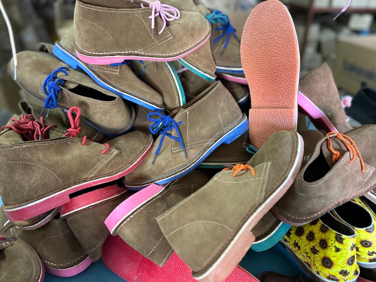 Men’s Coloured Sole Vellies Tom Shoes Manufacturing cc