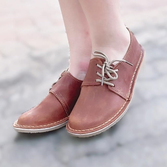 sidestep vellies -red tan