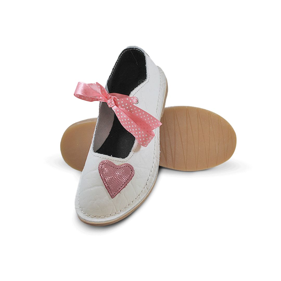 Heart Charm Vellies - White - Pink heart