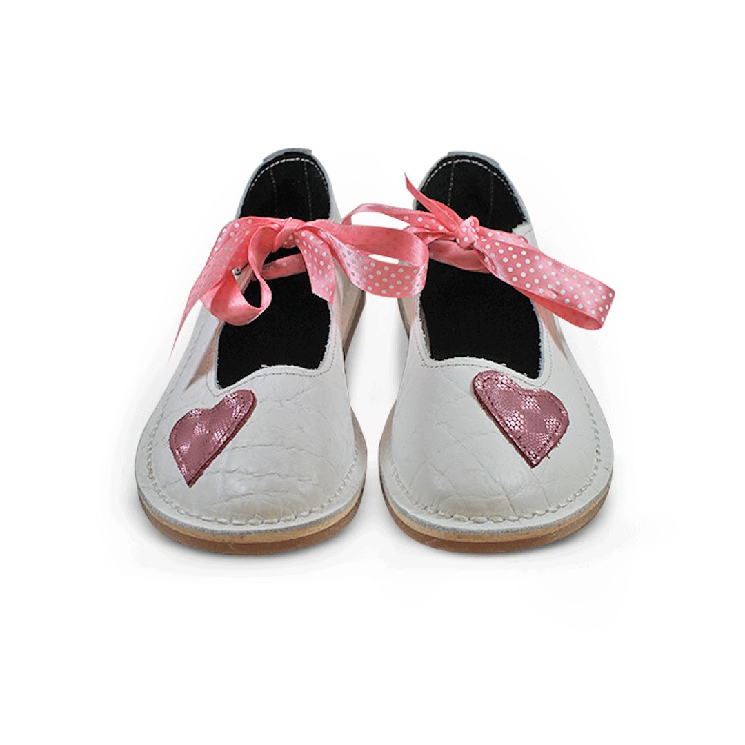 Heart Charm Vellies - White - Pink heart