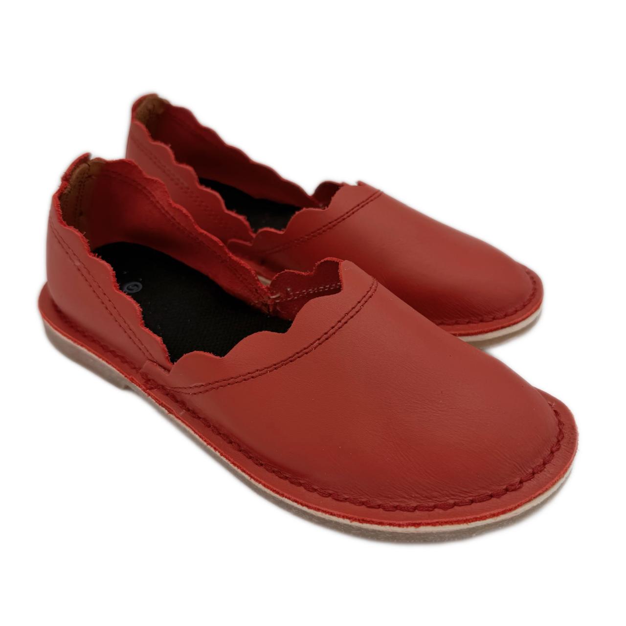Curved Vellie Pumps
