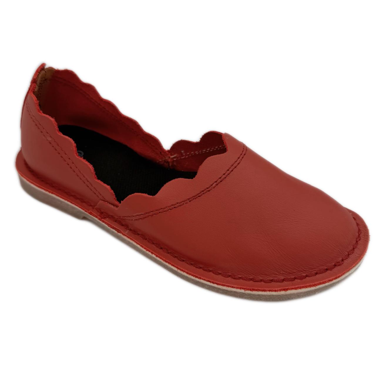 Curved Vellie Pumps