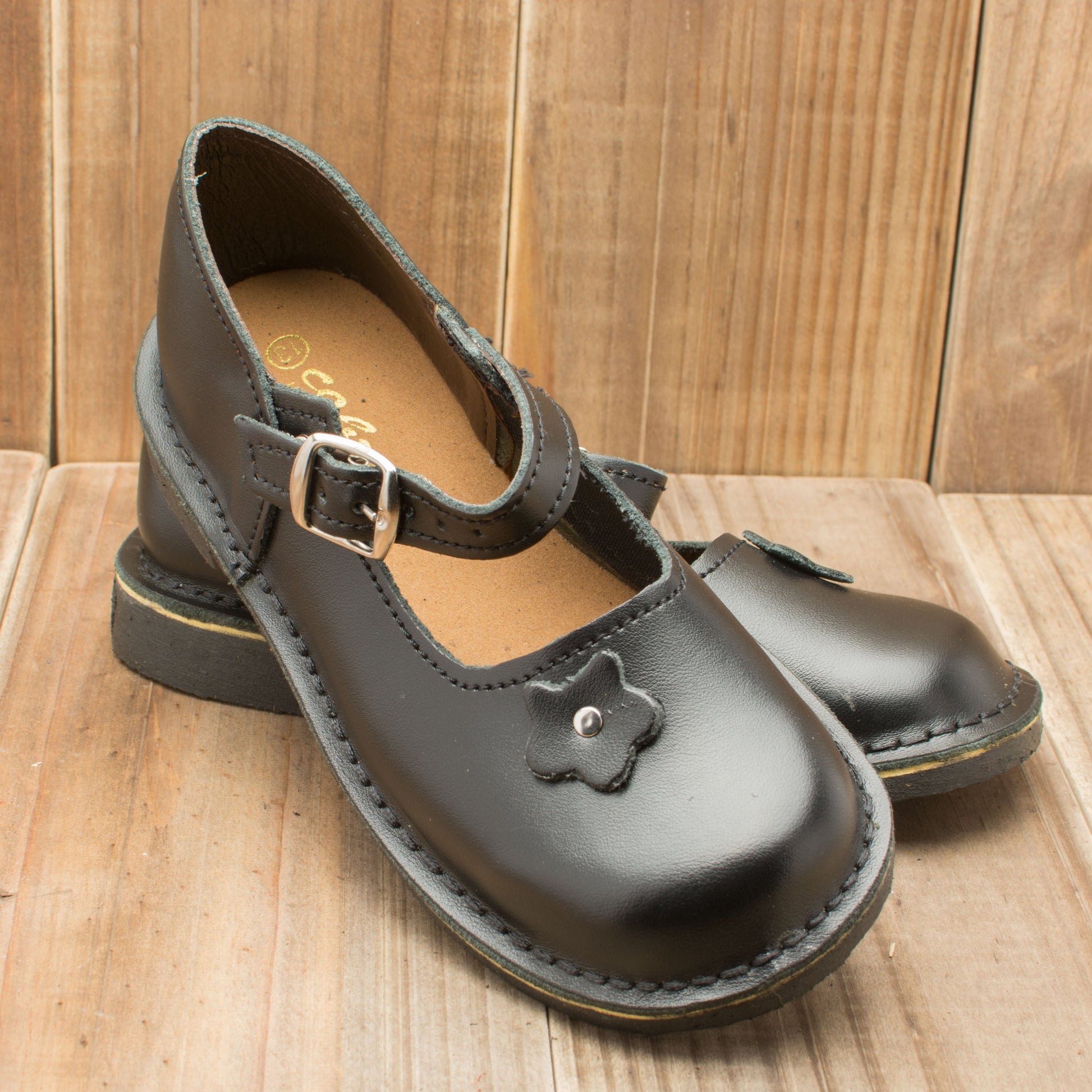 kids Mary Jane vellies - black