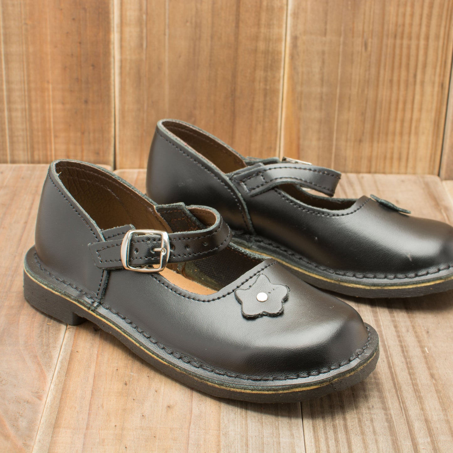 kids Mary Jane vellies - black 2