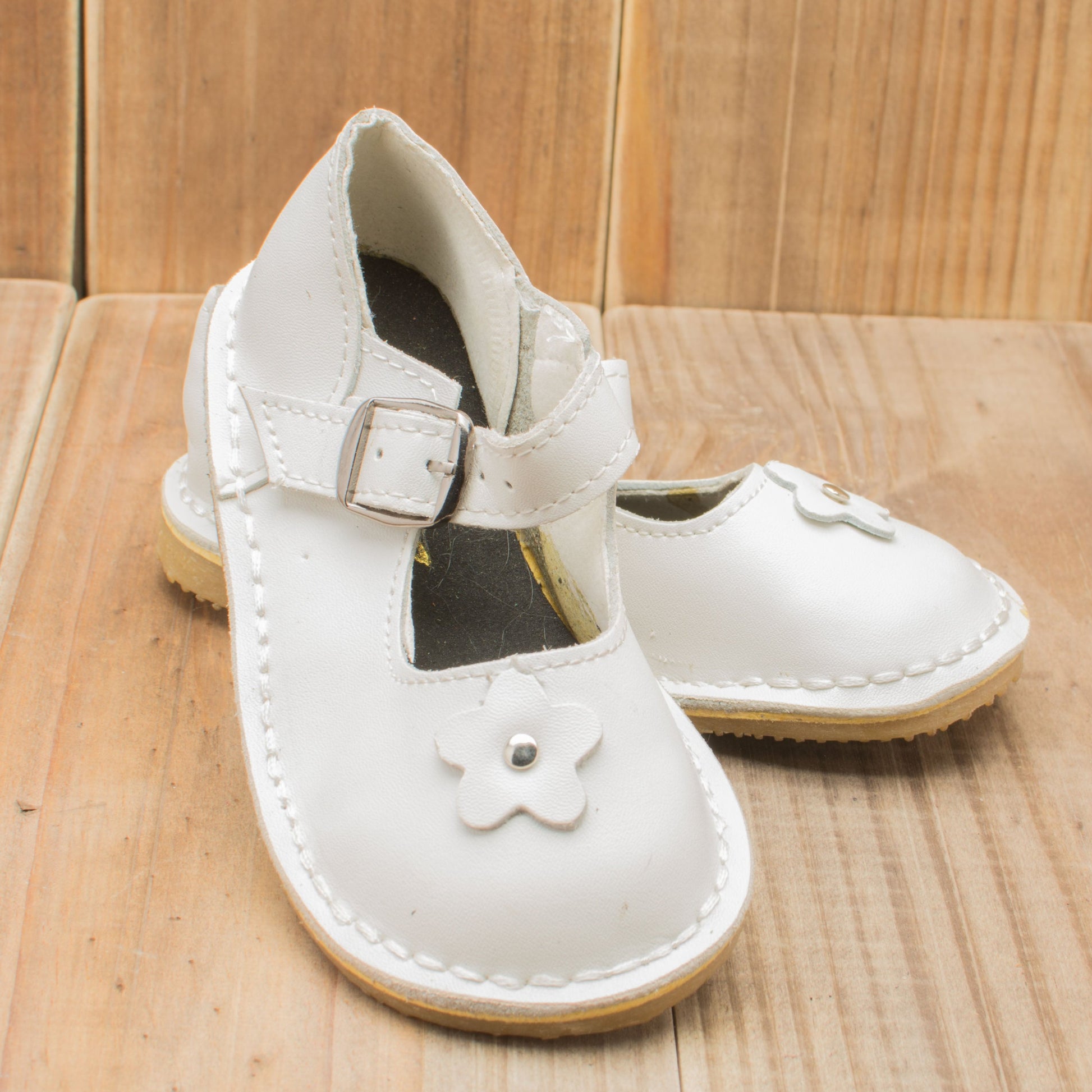 kids Mary Jane vellies - white