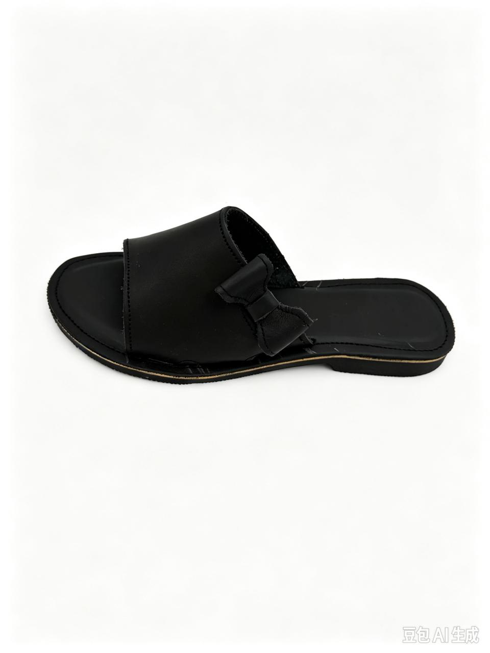 Queen Leather Slip On