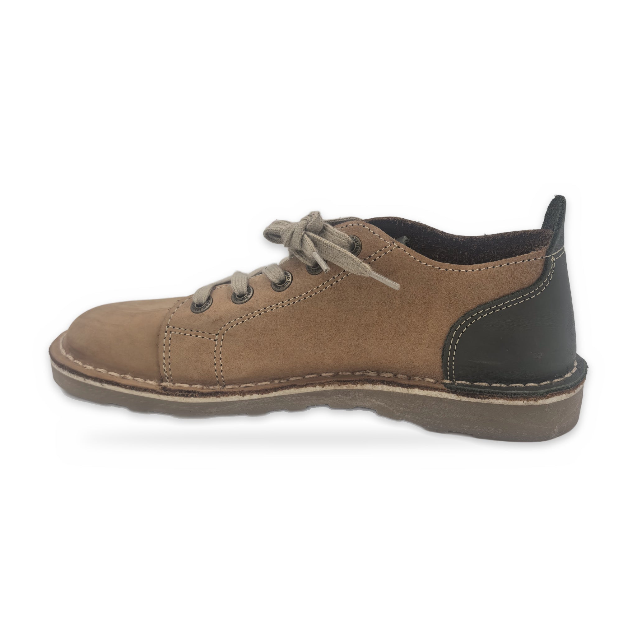 Button Tab Derby Vellies – Tan & Black